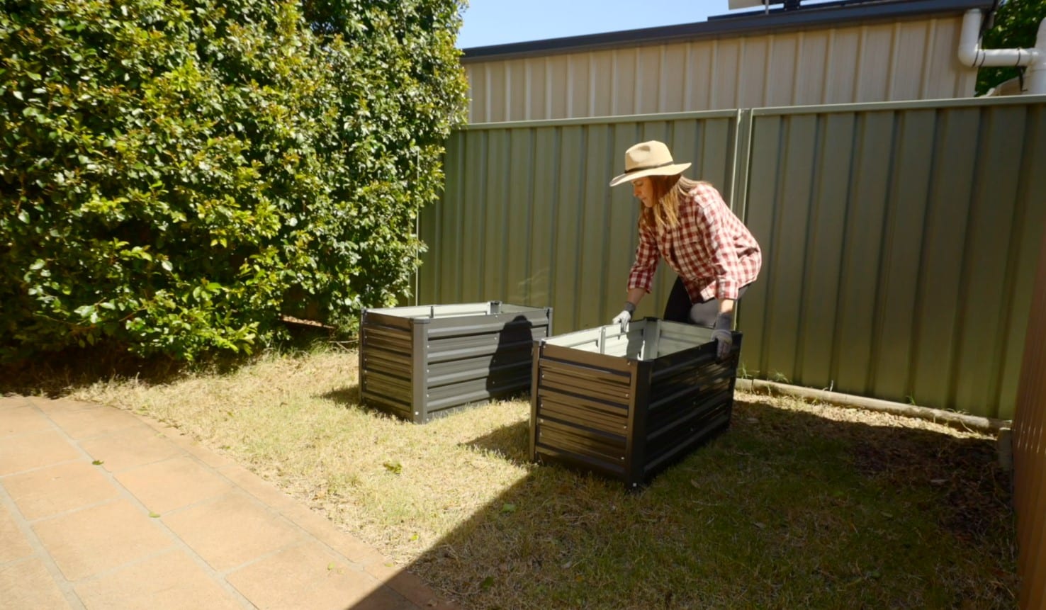 Jack raised garden bed position